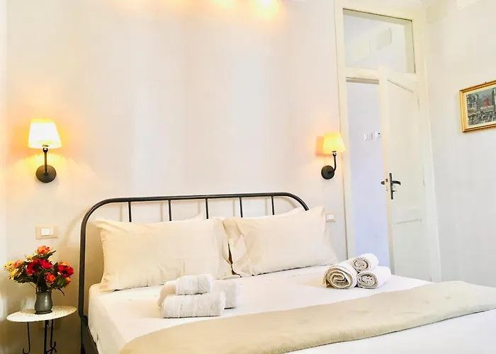 Re Borbone Konukevi Cefalù